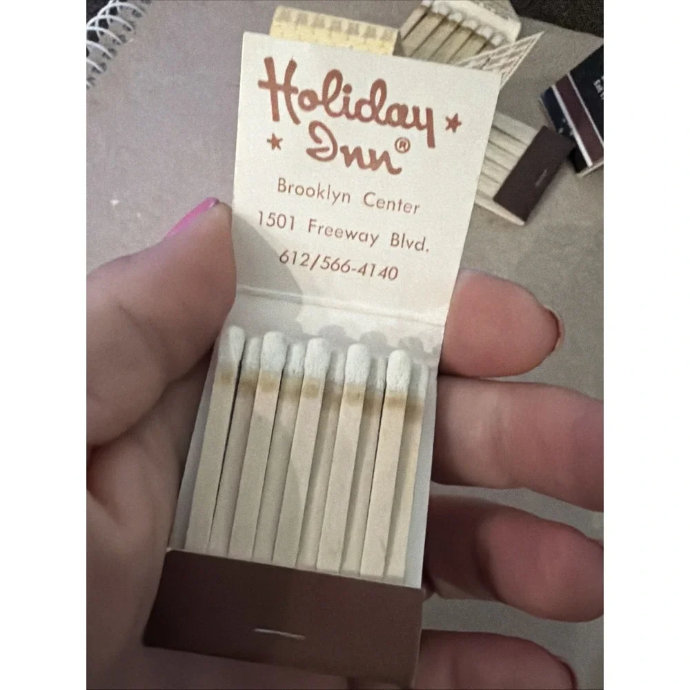 Vintage Matchbook Lot of 6 Holiday‎ Inn Hotel Matches Motel